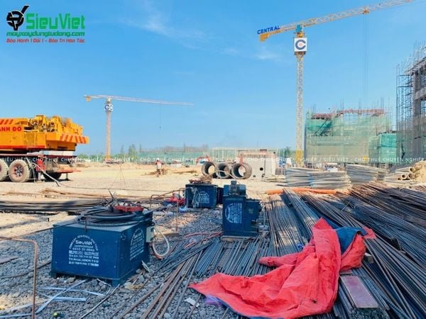 máy xây dựng cho thuê