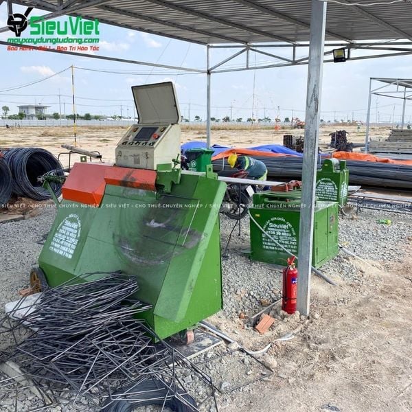 máy xây dựng cho thuê