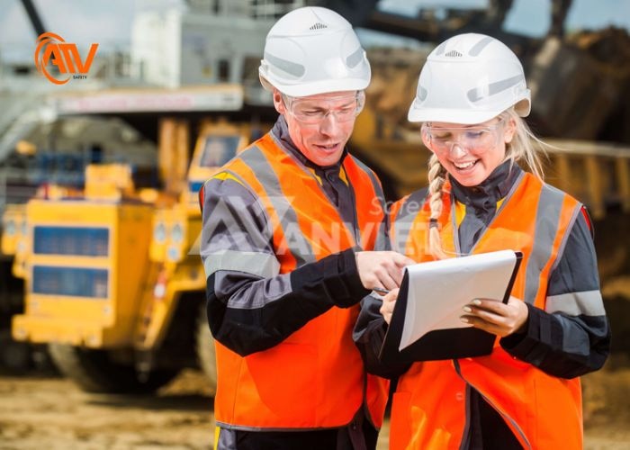 An toàn lao động nhóm 2 đảm bảo an toàn lao động