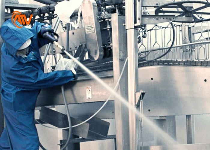 Ứng dụng trong công nghiệp của chất tẩy rửa