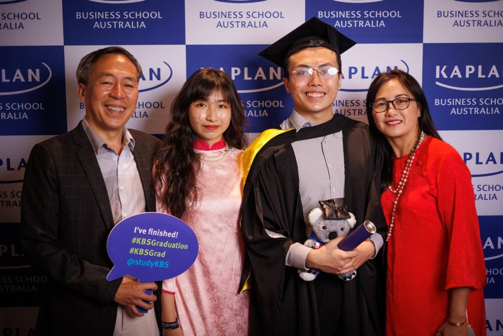 Kaplan Business School (KBS) Úc – Học Phí Hợp Lý & Cơ Hội Nghề Nghiệp Cao
