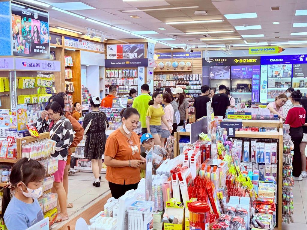 Mua văn phòng phẩm Phường Xuân Hoà