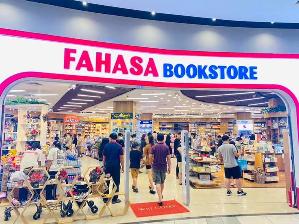 Nhà sách bán Văn phòng phẩm Tân Phú