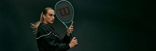 wilson-blade-v10-cay-vot-kiem-soat-hien-dai