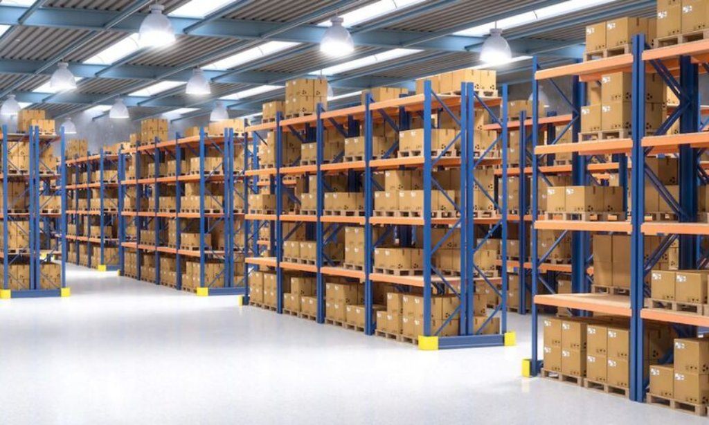Sắp xếp kho hàng khoa học giúp việc xuất nhập kho đều dễ dàng hơn.
