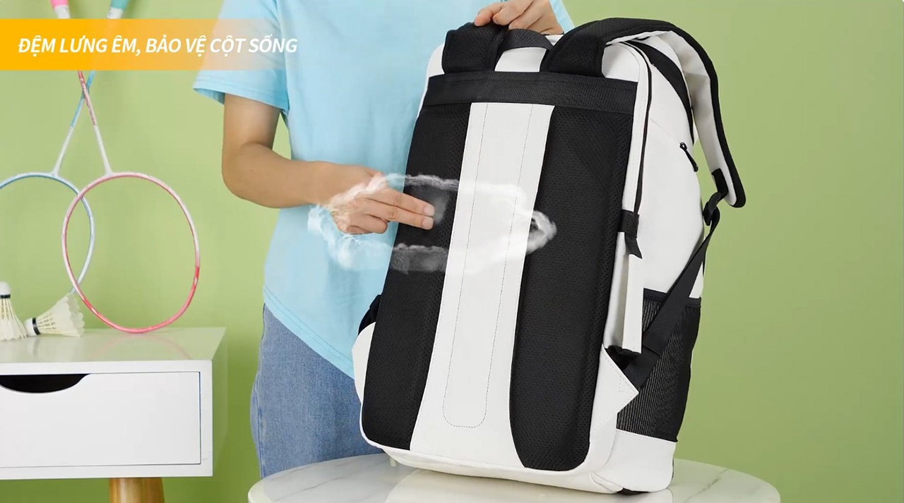 Ba lô đựng vợt cầu lông