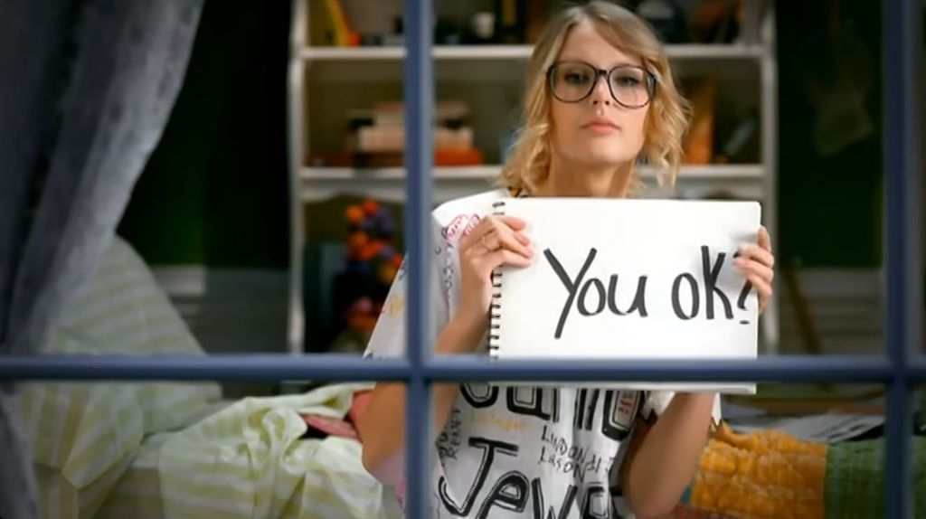 “You Belong With Me” là một trong những ca khúc nổi bật của ca sĩ Taylor Swift, phát hành năm 2008 trong album “Fearless”