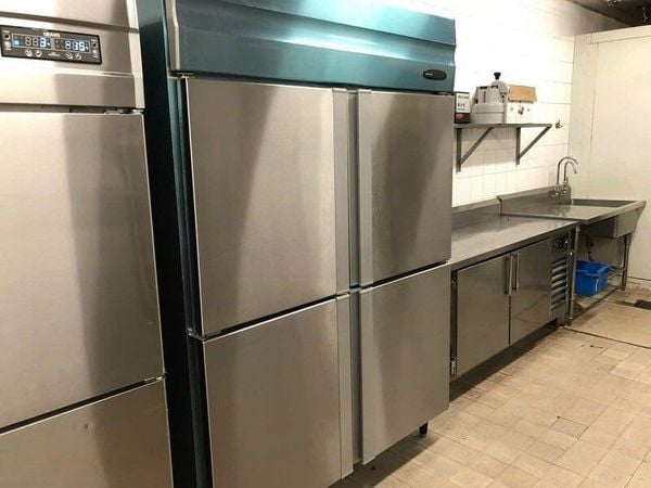 Các model tủ đông 4 cánh Hoshizaki phổ biến