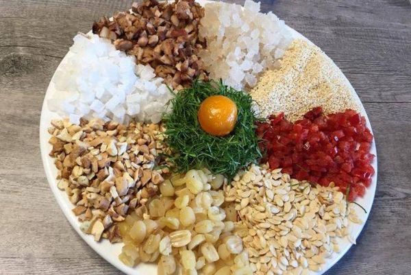 cach-lam-banh-trung-thu-bang-noi-chien-khong-dau