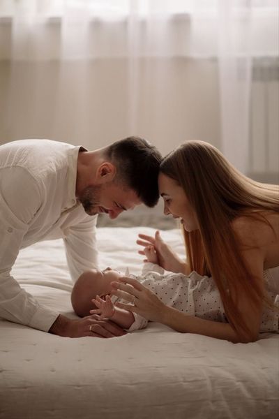 Chia sẻ cảm xúc và nhờ sự hỗ trợ