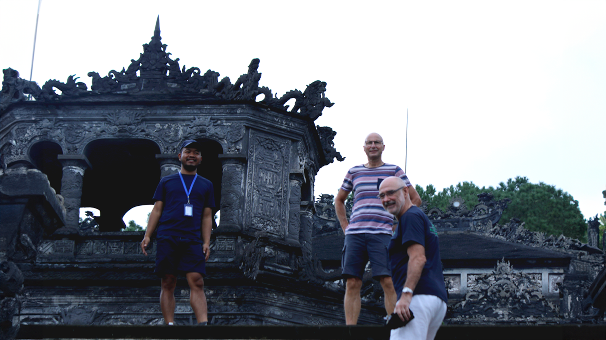 RIDE THE DRAGON VIETNAM: CYCLING THAT CONNECTS PEOPLE