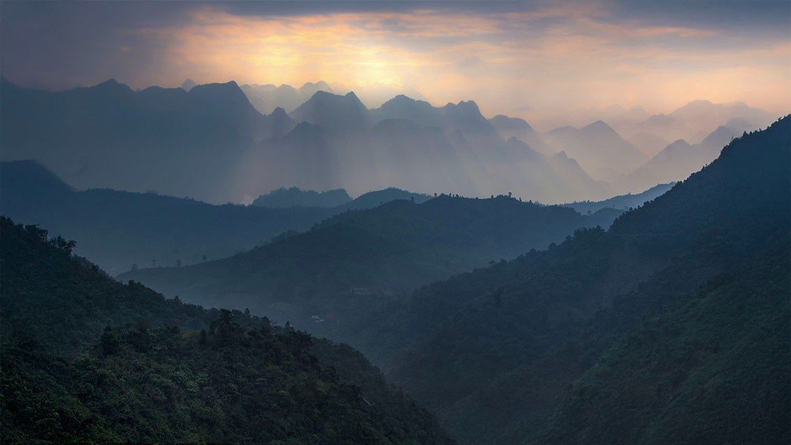 BICYCLE TOUR IN VIETNAM TO LUANG PRABANG