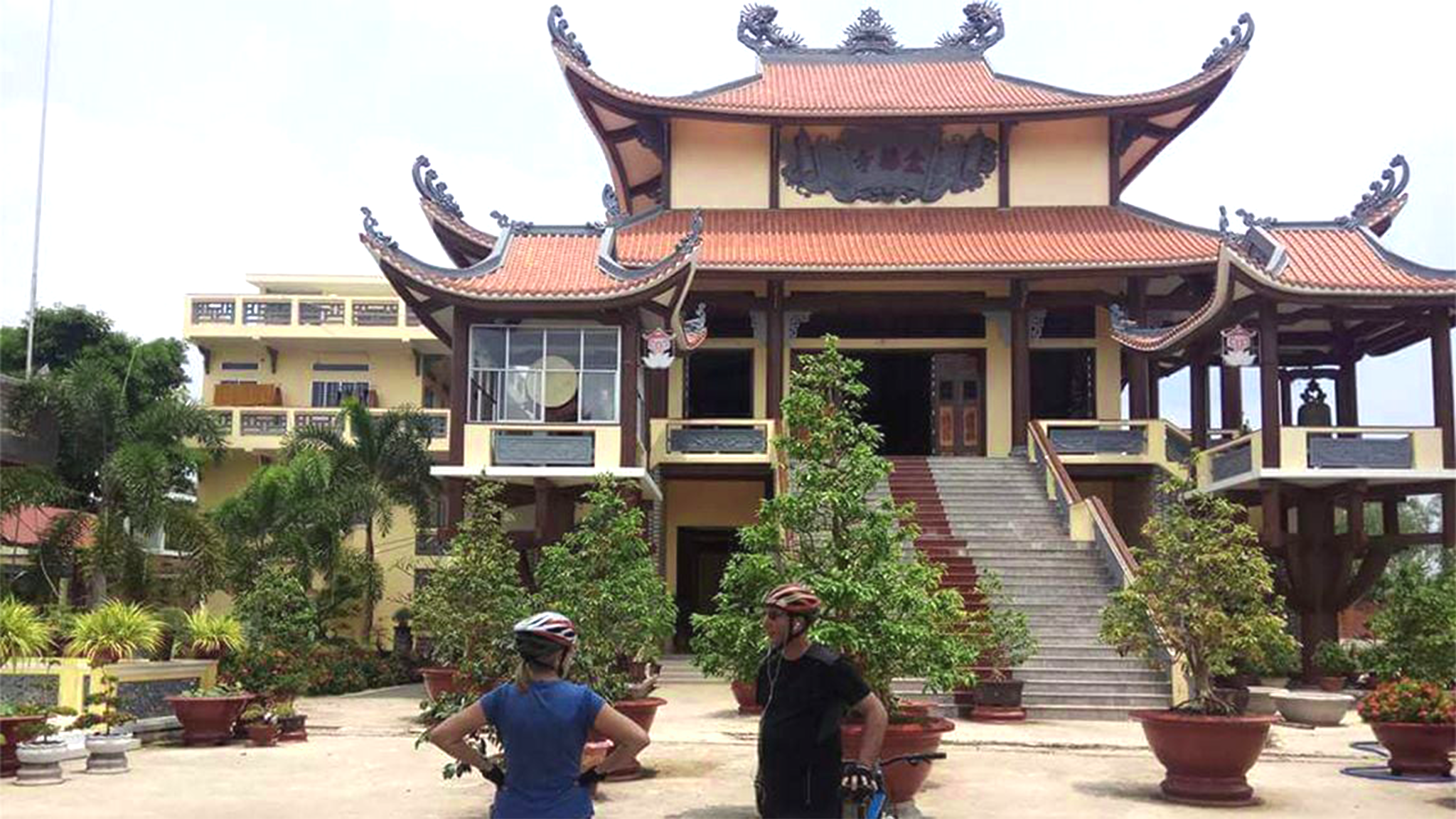 RIDE THE DRAGON VIETNAM: CYCLING THAT CONNECTS PEOPLE