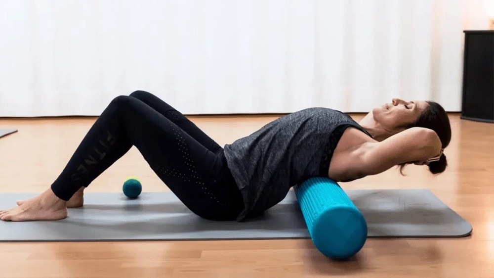 Foam rolling hỗ trợ các bài tập kỹ thuật cao
