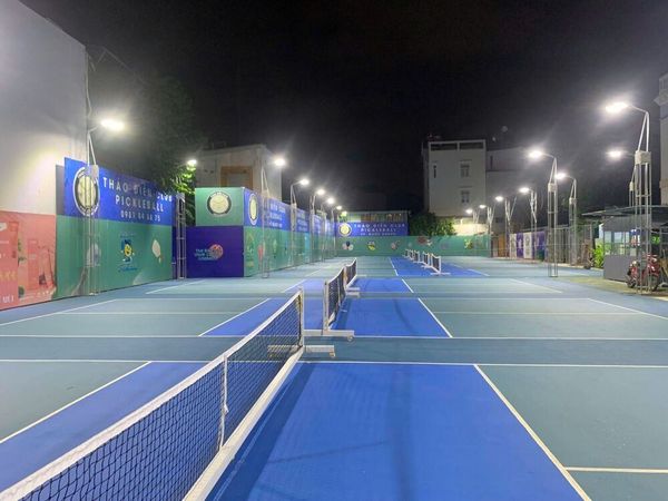 Sân pickleball Thảo Điền phù hợp với nhiều đối tượng người chơi khác nhau