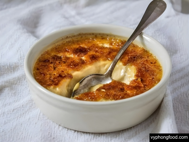 South African Rooibos Tea winter desserts-easy, caffeine-free, antioxidant-rich baking (sugar cookies, chai rooibos cake, crème brûlée, honey-glazed bundt) for cozy nights and better sleep.