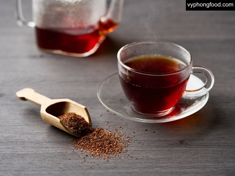 Ảnh minh họa Hồng trà rooibos Nam Phi bản địa vùng Cederberg, không caffeine, ít tannin, đạt PDO EU; phù hợp uống sáng–tối và pha dạng trà thảo mộc túi lọc.