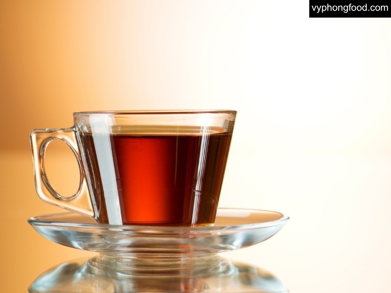 Rooibos Red tops 2024’s color trend; South African Rooibos Tea—caffeine-free herbal tea rich in aspalathin and quercetin—supports heart health, better sleep, and a healthy, stylish lifestyle; convenient teabags for daily use.