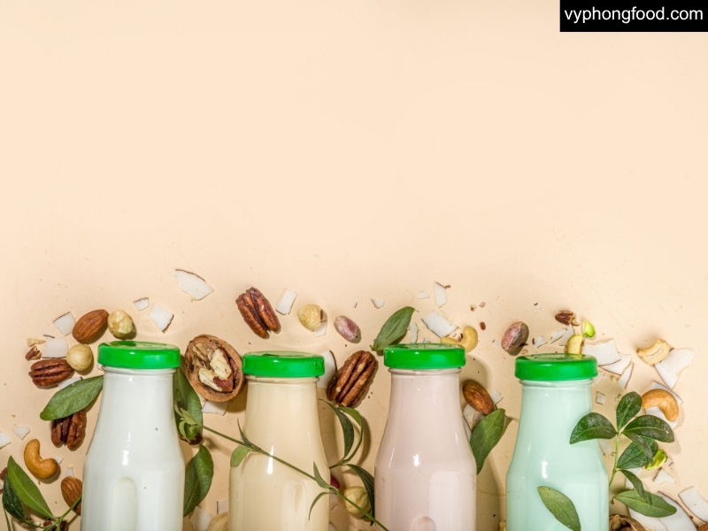 Ly sữa hạt dinh dưỡng làm từ óc chó hạnh nhân và yến mạch, pha chung với 1 gói bột ngũ cốc dinh dưỡng Greenmax nhập khẩu chính ngạch từ Đài Loan sẽ giúp tạo cho bạn một bữa phụ nhanh gọn giúp cân bằng dinh dưỡng, tốt cho tim mạch và hỗ trợ chế độ ăn chay.