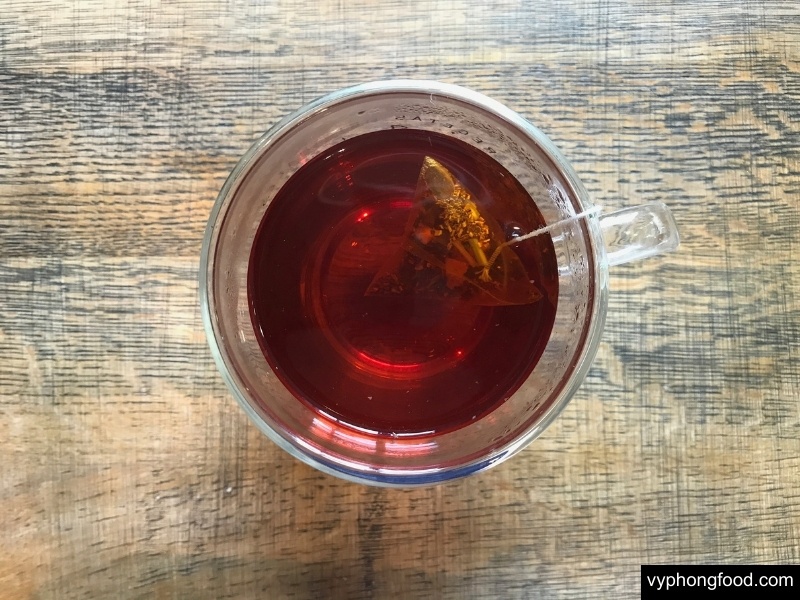 Rooibos beauty hacks for winter-ready skin, natural herbal tea solution for hydration, acne, eczema, anti-ageing, and shiny healthy hair.