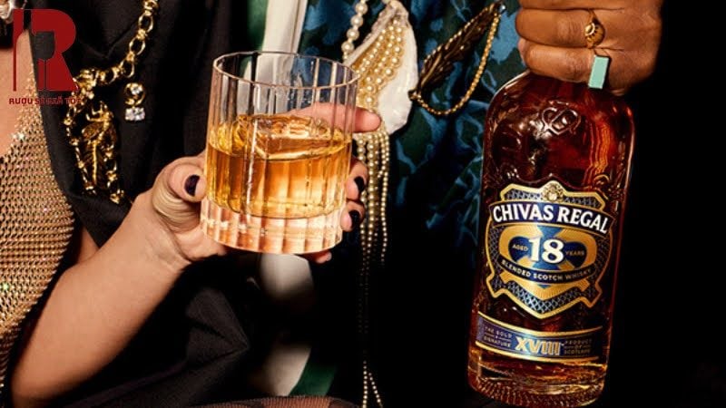 Giá rượu Chivas Regal 18 và 12