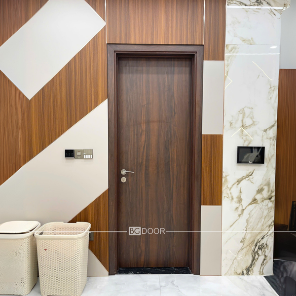 cửa Plywood có làm được cửa nhà vệ sinh không