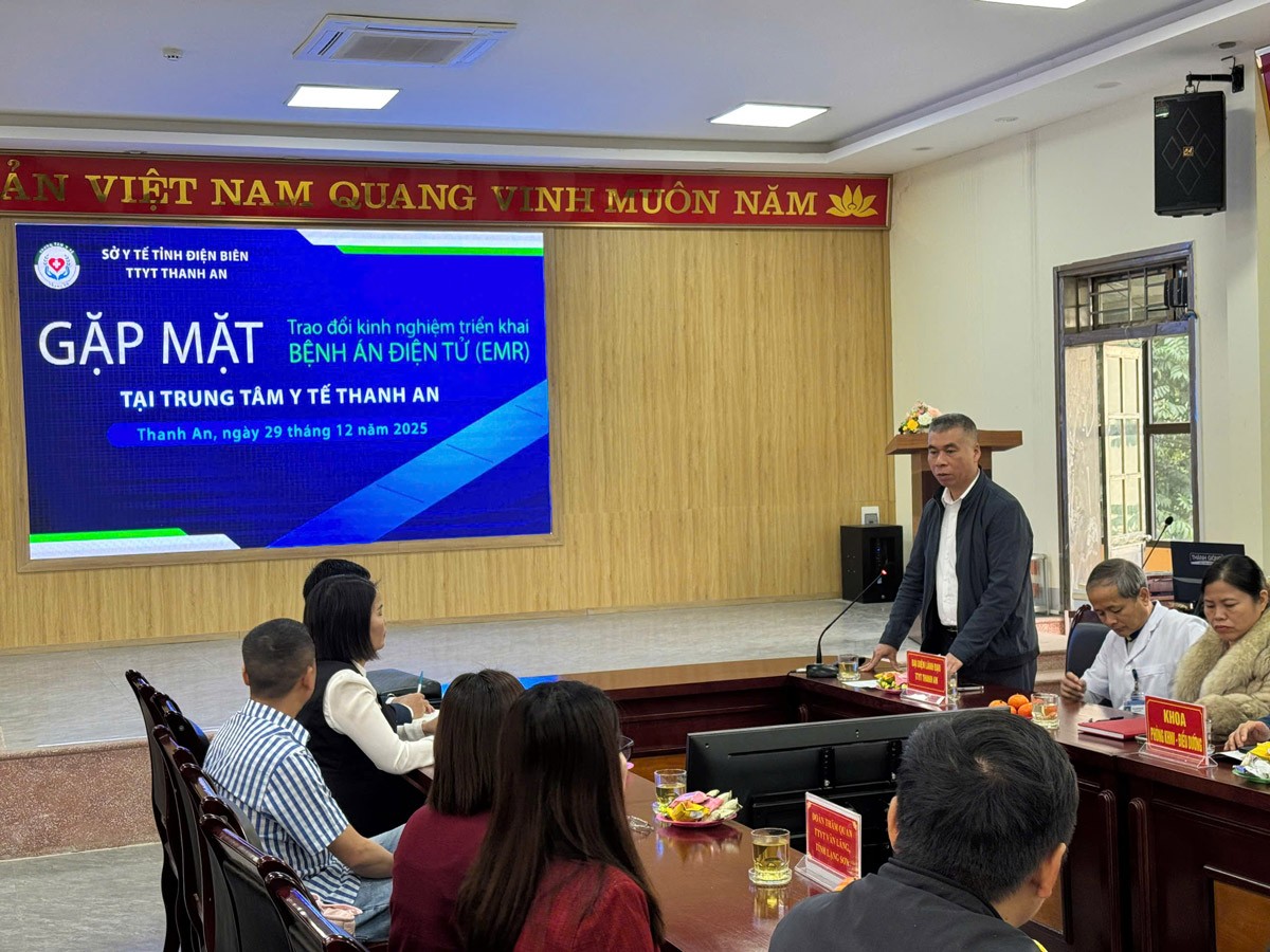 Lãnh đạo Trung tâm Y tế Thanh An chia sẻ thực tiễn triển khai hệ thống bệnh án điện tử E-EMR