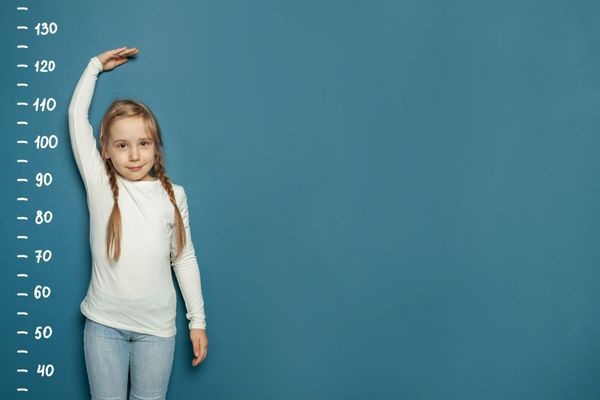 Uống sữa có tăng chiều cao không? - Nuvi Grow Height