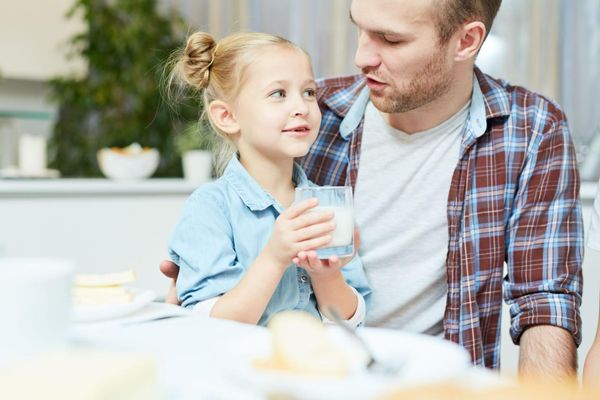 uống sữa tăng chiều cao đúng cách - Nuvi Grow Height