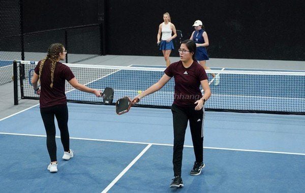 luật pickleball đánh đôi