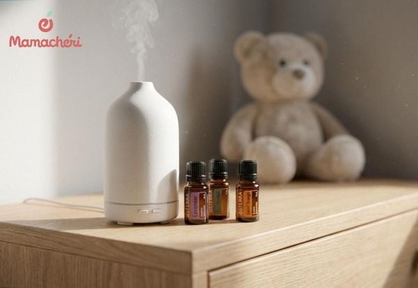 Bố mẹ nên xông tinh dầu để làm sạch không khí trong phòng ngủ của bé