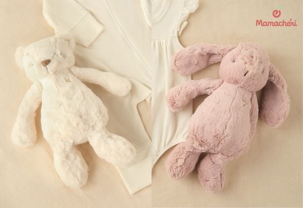 Chắc hẳn bé gái nào cũng yêu thích gấu bông êm ái, mềm mại