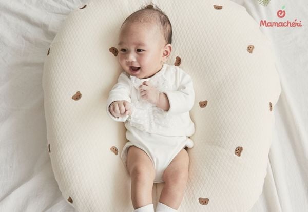 Một số lưu ý khi dùng gối chống trào ngược cho trẻ sơ sinh
