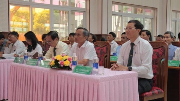 Lãnh đạo Tập đoàn, Công đoàn Cao su Việt Nam tham dự hội nghị