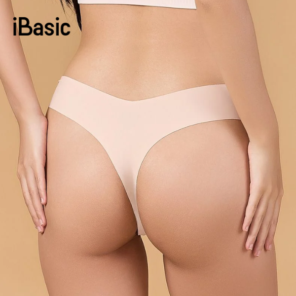 người mẫu mặc classic thong