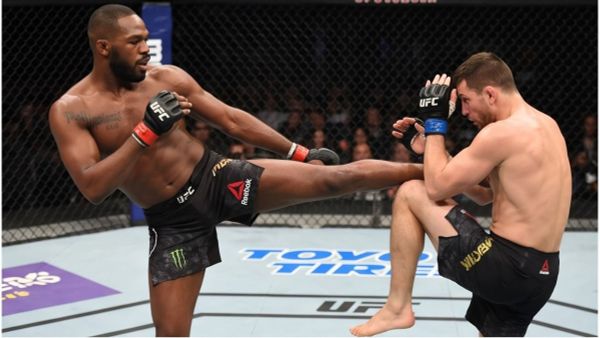 Jon Jones Và Khả Năng Kết Hảo Hoàn Hảo Giữa Striking (Đánh Đứng) Và Wrestling (Vật)