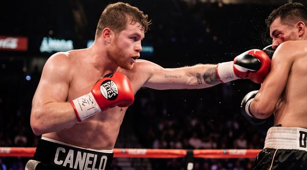 phan-tich-loi-danh-cua-canelo-alvarez-bac-thay-ne-don