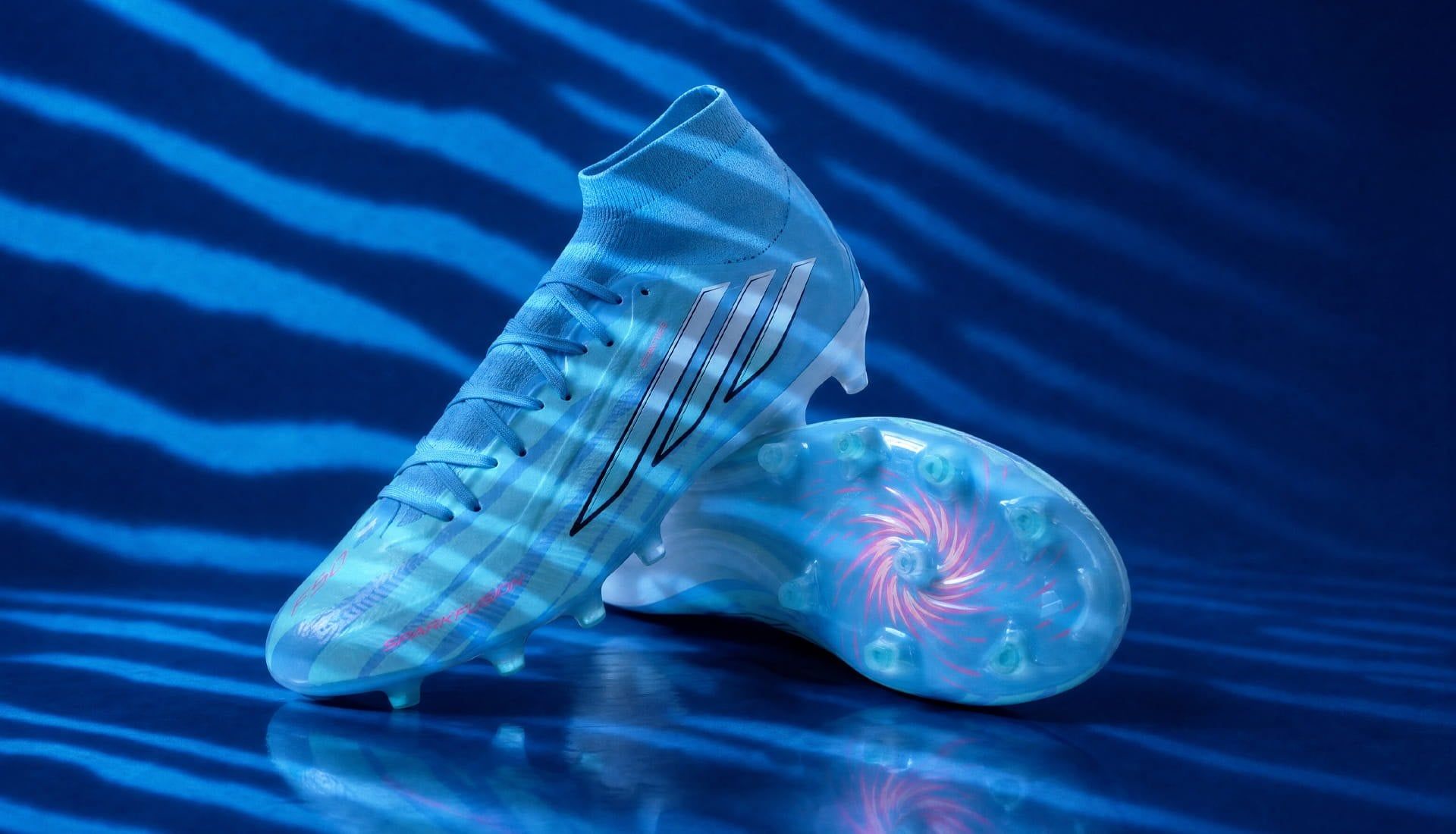adidas ra mắt mẫu giày F50 Sparkfusion Signature của Trinity Rodman