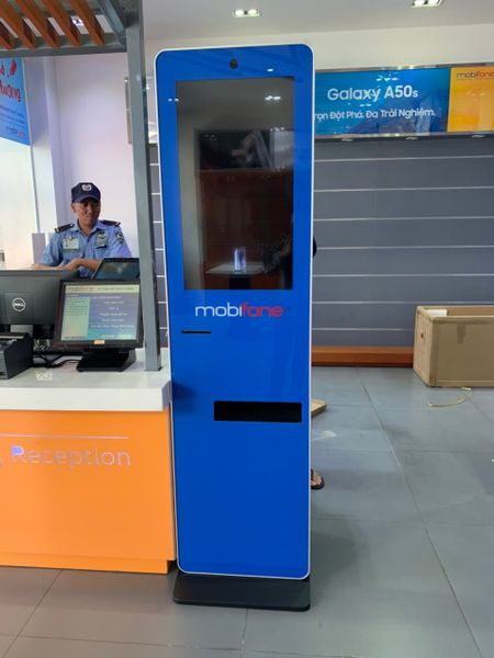 Kiosk Quảng Cáo Kỹ Thuật Số Series A 43 Inch