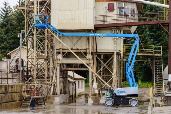 Boom Lift phù hợp cho công trường ngoài trời