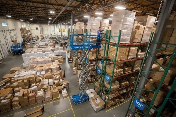 Xe nâng người có thể sử dụng ngay sau khi thông quan