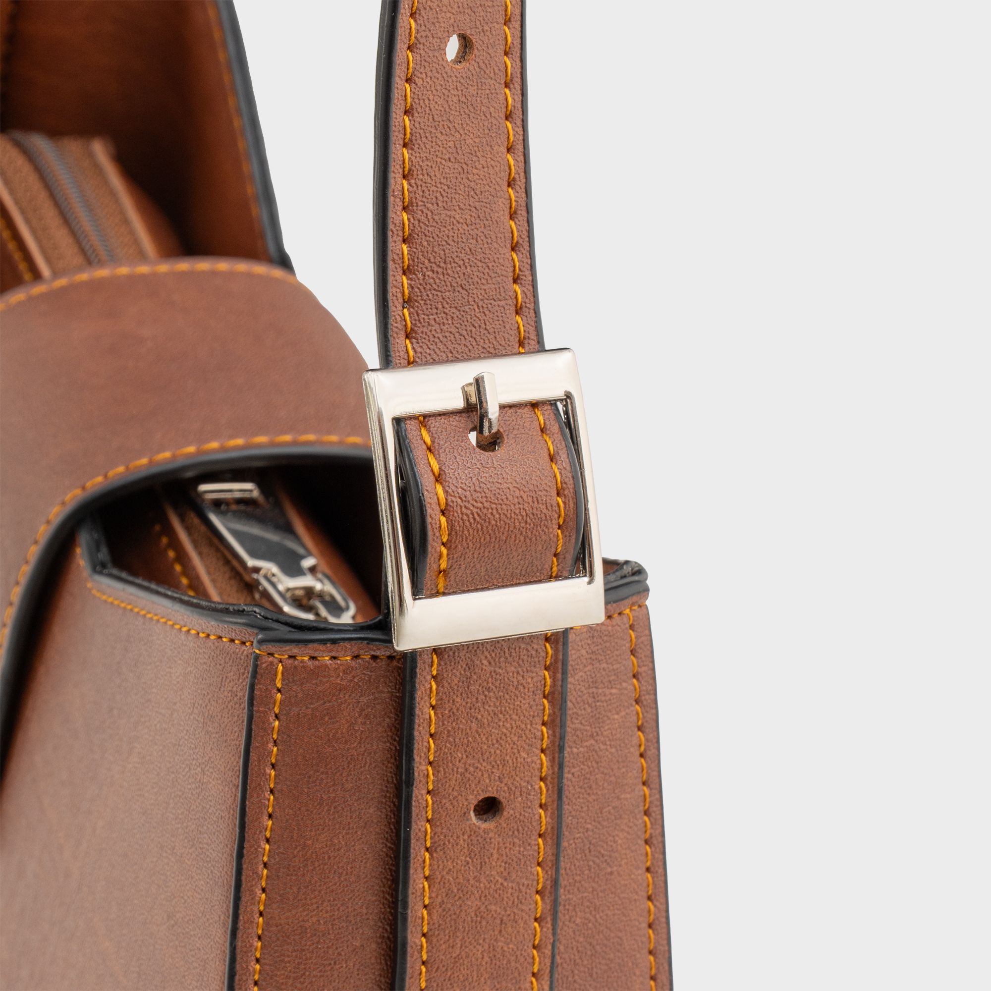 Túi Lata (Thời trang dự tiệc sang trọng - Túi đeo vai da HN139)