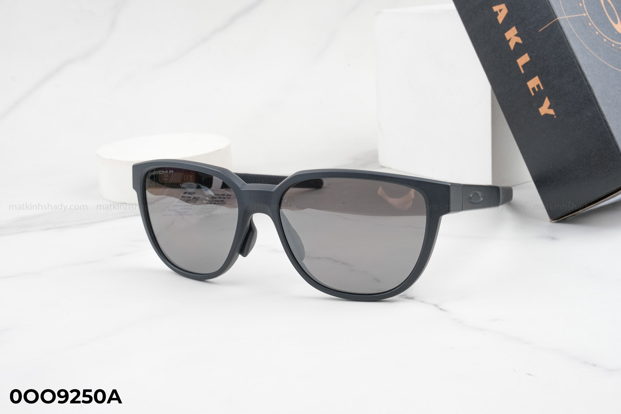 Oakley Eyewear - Sunglasses - 0OO9250A