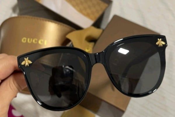 mắt kính gucci