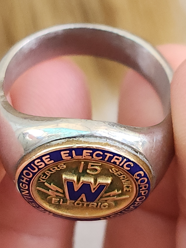 nhẫn mỹ xưa hợp kim ốp vàng company