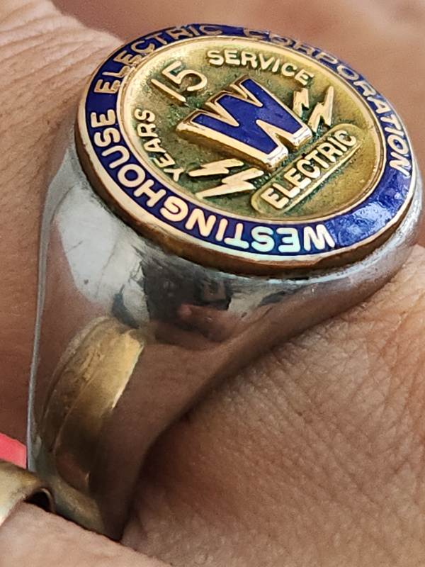 nhẫn mỹ xưa hợp kim ốp vàng company