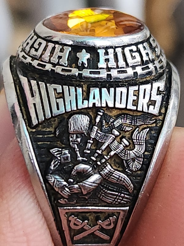 nhẫn mỹ xưa 1983 HJ Ultrium hột vàng hổ phách