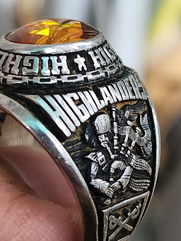 nhẫn mỹ xưa 1983 HJ Ultrium hột vàng hổ phách