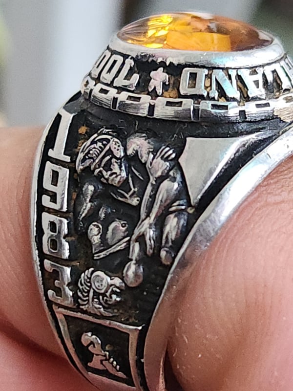 nhẫn mỹ xưa 1983 HJ Ultrium hột vàng hổ phách