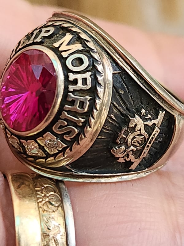 nhẫn mỹ xưa bá cấm vàng đính xoàn thiên nhiên